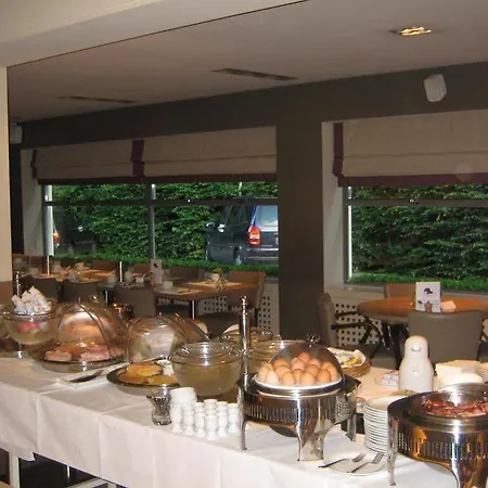 Hotel Den En Heuvel 3*