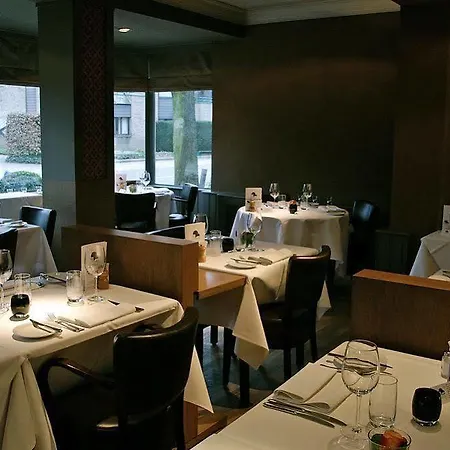 Den En Heuvel